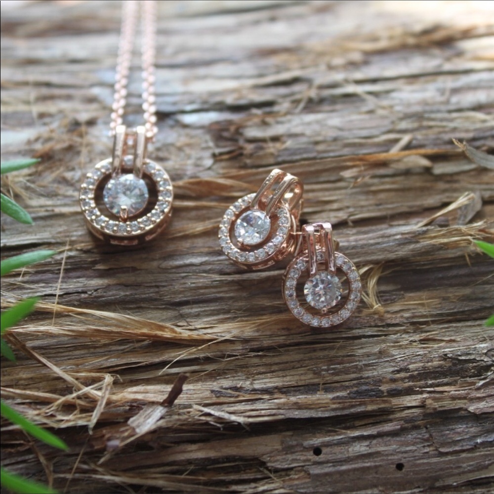 Halo Rose Gold Set CZ Necklace and Earrings - Picture 5 of 8